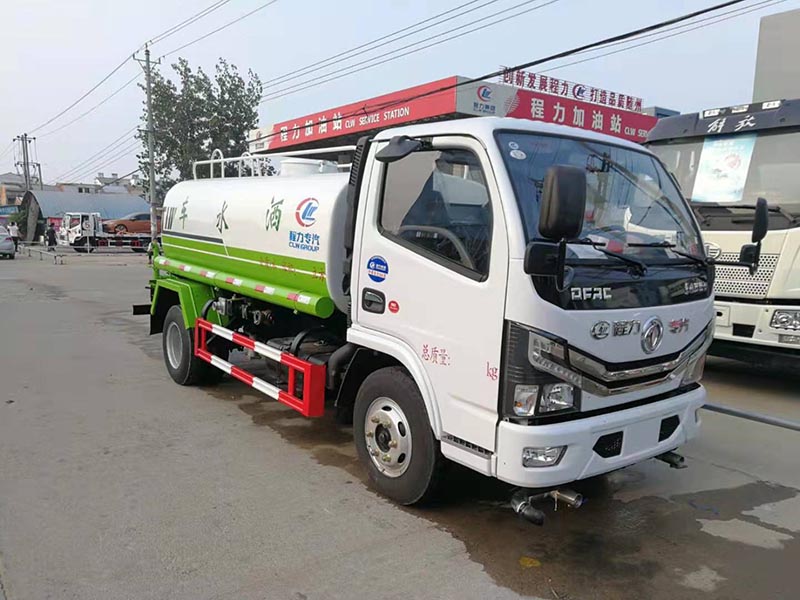 新款國(guó)六5方多利卡灑水車上市